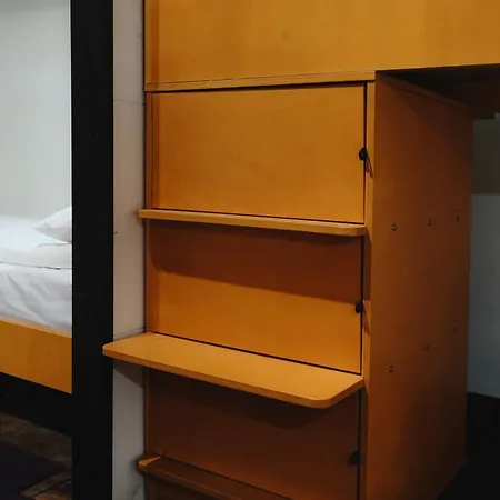 3 Monks And Apartments, Old Town * 리가