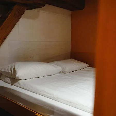 호스텔 3 Monks And Apartments, Old Town 리가