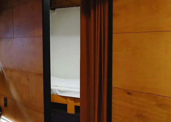 3 Monks And Apartments, Old Town