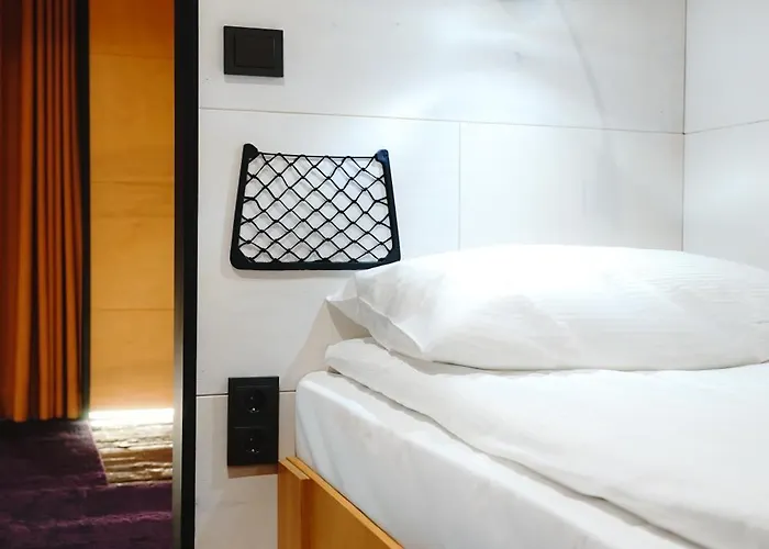 3 Monks And Apartments, Old Town