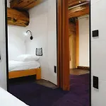 3 Monks And Apartments, Old Town *