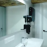 3 Monks And Apartments, Old Town Albergue *